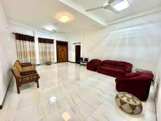 White House by RECO - Arangala - 4