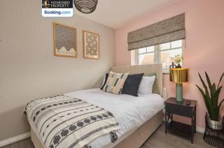 Modern 2BDR House By Homebird Property Management Short Lets & Serviced Accommodation Leeds With Private Parking & Free WiFi - Leeds - 7