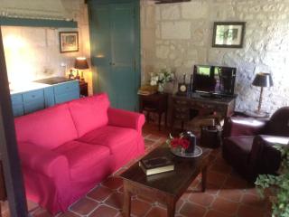 Riverside Hideaway in Cinais - 9
