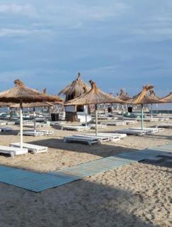 Apartament Azizi - Beach Pool & Spa Resort langa plaja Mamaia N - Mamaia Nord - Năvodari - 7