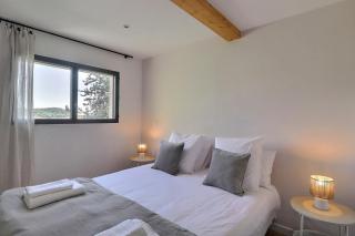 Altinea - Family Home with Infinity Pool - 6