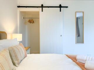 Modern Canterbury 3 Bedroom Townhouse - Pets Welcome & Free Parking - Canterbury - 6