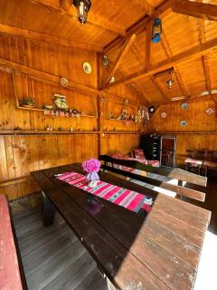 cabana din vale - - 1