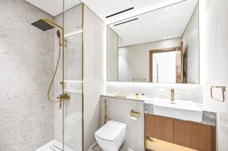 Chic 1BR with Balcony in JVC Dubai - 3