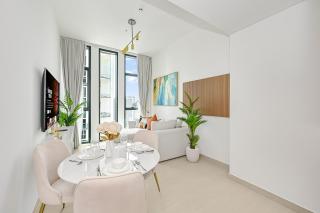 Chic 1BR with Balcony in JVC Dubai - 1