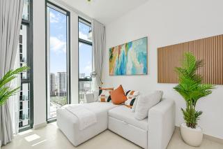 Golden Stays - Binghatti Tulip I Chic 1BR Apartment I Balcony Views I JVC Dubai - 0