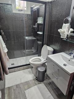 Sandcastle Beach Apartments - 5