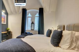 Large 6BDR House By Homebird Property Management Short Lets & Serviced Accommodation Leeds With Secured Parking & Garden Area - Leeds - 1