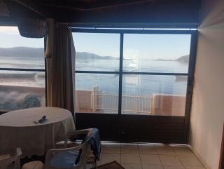 Casa de frente ao mar Enseada de Brito - 7