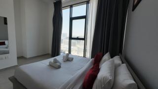 High Floor 2 Bedroom in V Tower - 7
