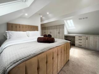 Manor Cottage - 2