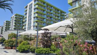 Beach Pool & Spa Retreat langa plaja Mamaia Nord - 7