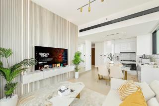 Prime 2BR in JVC with Balcony and Private Pool - 0