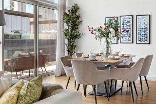 2BR plus M with Huge Balcony City Walk Building 22 - 1