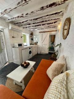Aryas Nest - 2