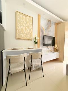 Shell Residences Mall of asia Caitlin - 3