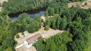 "Le petit bonheur" Gîte van 4 tot 12 personen met privé vijver van 2Ha - 1