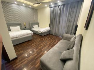 Elysium Prestige Pent House City View Islamabad - 1