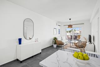 Noessa Residence by Nomads - Walk to Tourist Area - Paphos - 2