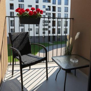 Apartmán s balkónom a parkovaním - Michalovce - 7