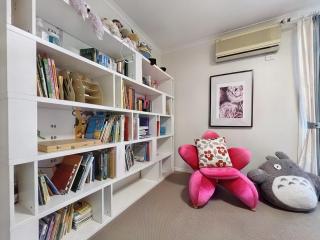 No 58 Bright & Spacious 4-Bedroom Home - Doncaster - 7