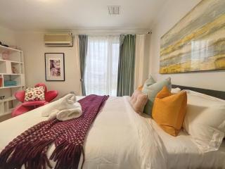 No 58 Bright & Spacious 4-Bedroom Home - 1