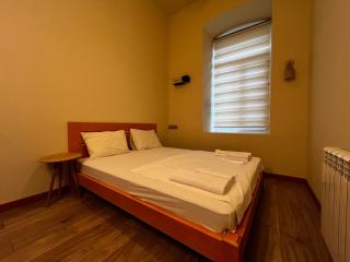 Cozy Corner & Old City Stay - 4
