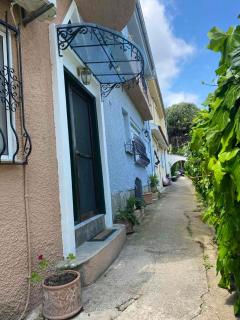 House by the sea - 7