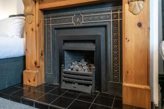 Eat, Stroll, Stay in a Spacious 4-Bed Home in Sheffield - Sheffield - 1