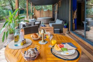 L'Eguilles de Pins - 1