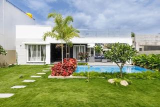 The Garden Stay by StayJadePool2BHKLawnAC - 5