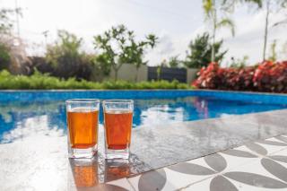 The Garden Stay by StayJadePrivate PoolHuge Lawn - 2