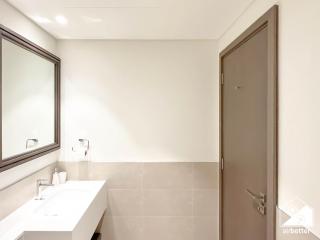 Seaside 1BR Retreat , Beach & Atlantis Views - 2