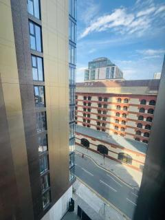 Modern Stay One Bedroom Flat on Broad Street - Birmingham - 4