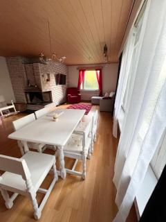 3 Bedrooms House Sauna and Activities Guide - - 4