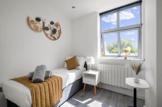 The Blue Horizon Suite - Leicester - 8