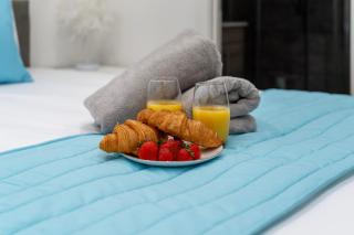 The Blue Horizon Suite - Leicester - 1