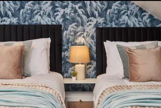 4 bedroom, 6 beds, 10 guest, Free parking on site - Elswick - 1