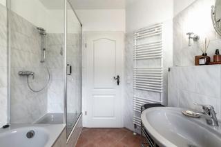 Möblierte Erdgeschoss Wohnung im Einzelhaus Norderstedt Mitte - Norderstedt - 1