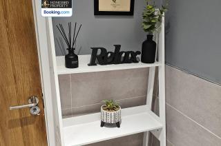 Welcoming 2Bedroom Apartment By Homebird Property Management Short Lets & Serviced Accommodation Harrogate With Free Parking - Harrogate - 8