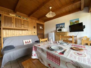 Appartement pour 4, balcon centre station, proche pistes - FR-1-733-162 - 0