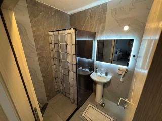 Capital Apartment 12A - 8
