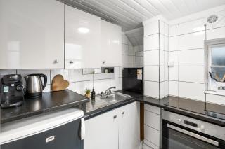 Modern Seaside Studio | Perfect Beach Escape - 7