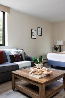 The Andrew Hotel - 5