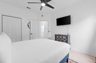 Pet Friendly Beach House - Baby Blue Heron by Panhandle Getaways - 1
