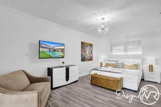 7 BR Intercostal Beauty with Heated Pool - 4