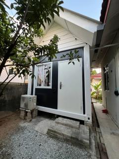 Cabin Staycation KLIA Sepang by AziziCameron - 5