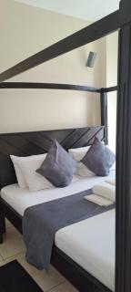 3rd Avenue beachview apartments - Mombassa - 1