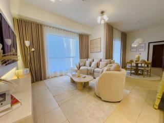 Modern 1BR in JBR, Walk to Beach & Marina - 0
