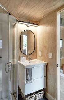 Private luxury cabin on 60 acres with hiking trails - 5